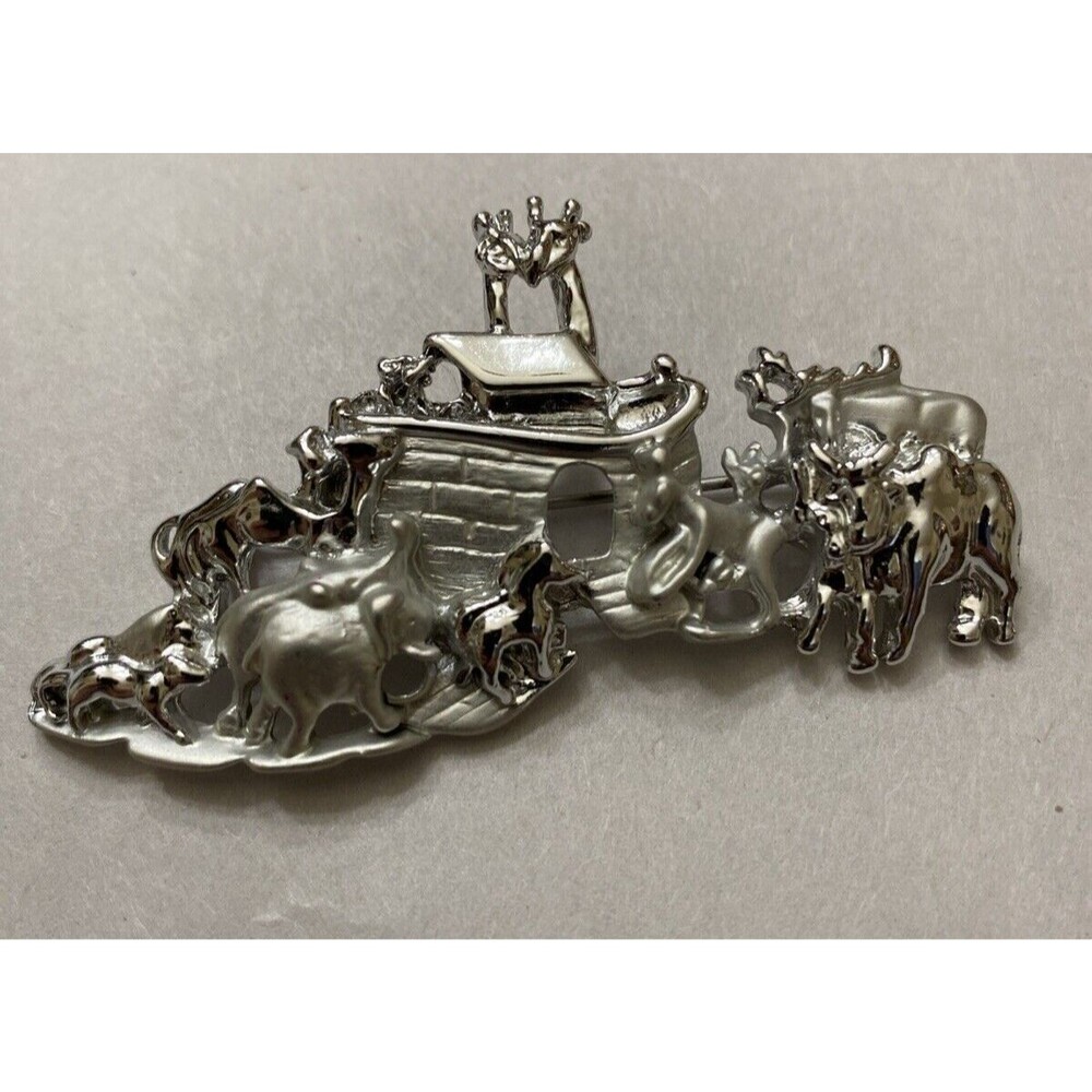 Beautiful Danecraft Noah's Ark Brooch, Silver Tone  Shiny and Matte, Vintage Pin